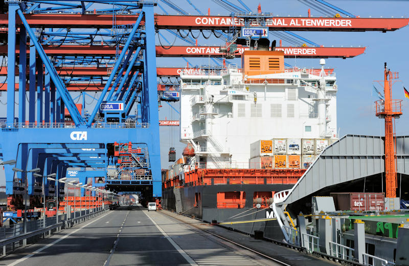 0280_1205 Bilder von  Container Feeder im Hamburger Hafen.  | HHLA Container Terminal Hamburg Altenwerder ( CTA )